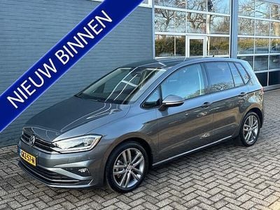 Occasion VW Golf Sportsvan Highline 150 PK (110 kW) 2018 Grijs (metallic) MPV