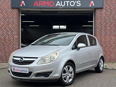 Grijs Occasion 2007 Opel Corsa Essentia Hatchback | € 2.650 (Eerlijke prijs)