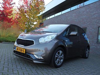 Bruin Gebruikt 2016 Kia Venga Hatchback | € 12.999 (Eerlijke prijs)
