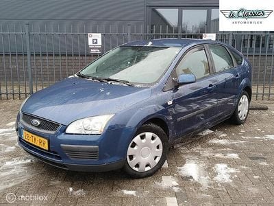 Blauw Occasion 2006 Ford Focus Ambiente Hatchback | € 1.398 (Goede deal)