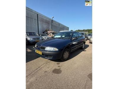 Blauw Gebruikt 2001 Mitsubishi Carisma Hatchback | € 995