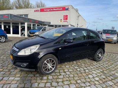 tweedehands Opel Corsa 1.2-16V Business