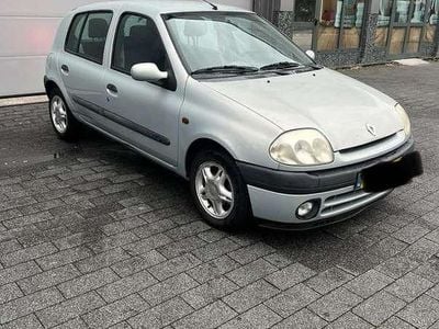 Renault Clio II
