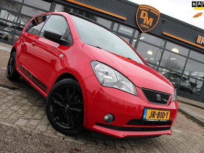 Rood Occasion 2016 Seat Mii FR Hatchback | € 9.749 (Iets duurder)
