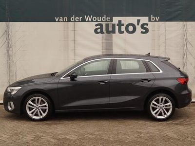 Grijs Gebruikt 2020 Audi A3 Sportback Business Hatchback | € 17.900 (Goede deal)