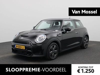 Zwart Gebruikt 2021 Mini Cooper S Essential Hatchback | € 22.900 (Eerlijke prijs)