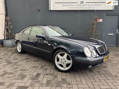 Mercedes 320