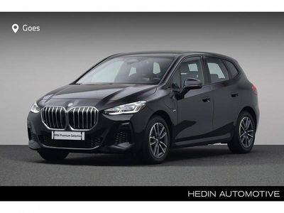 Saphirschwarz metallic (zwart metallic) Gebruikt 2025 BMW 230e Active Tourer Comfort Edition MPV | € 44.880