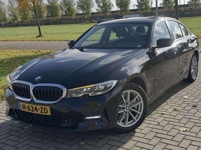 Gebruikt 2020 BMW 330e Sedan | € 24.800 (Eerlijke prijs)