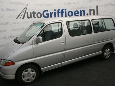 tweedehands Toyota HiAce Traveller keurige 8-zitter met airco