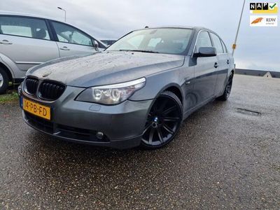 tweedehands BMW 520 5-SERIE i Executive/automaat/leer/navi/nap/APK 15-12-2024/rijd schakelt perfect/inruilen is mogelijk