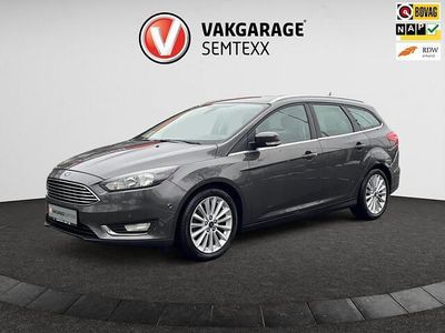 Grijs Occasion 2016 Ford Focus Titanium Stationwagen | € 9.950 (Eerlijke prijs)