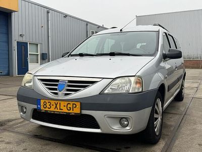 Occasion Dacia Logan MCV Lauréate 105 PK (77 kW) 2007 Grijs MPV