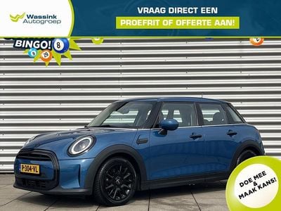 Blauw Gebruikt 2022 Mini ONE Business Hatchback | € 19.915 (Eerlijke prijs)