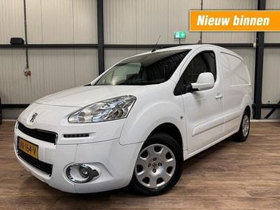 Wit Gebruikt 2015 Peugeot Partner MPV | € 6.390 (Eerlijke prijs)
