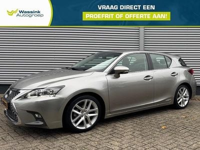 Lexus CT200h