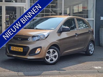 Bruin Occasion 2012 Kia Picanto Comfort Hatchback | € 5.995 (Eerlijke prijs)