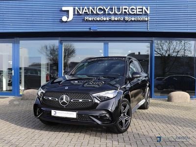 Zwart Occasion 2023 Mercedes GLC300e AMG SUV | € 63.850 (Goede deal)