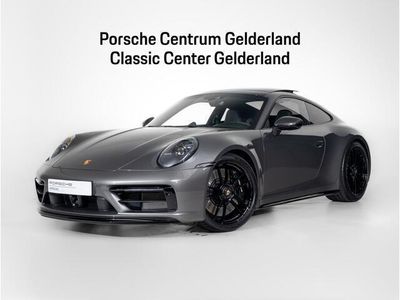 Porsche 911 Carrera GTS