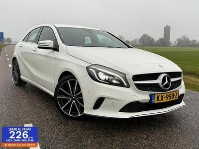 Wit Occasion 2017 Mercedes A180 Edition Hatchback | € 13.940 (Eerlijke prijs)