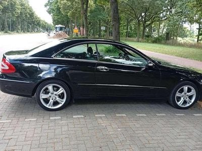 Zwart Gebruikt 2003 Mercedes CLK200 Elegance Coupé | € 1.800