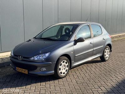 Occasion Peugeot 206 75 PK (55 kW) 2006 Grijs Hatchback