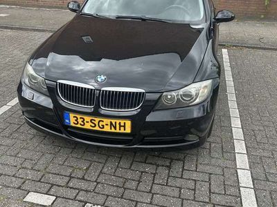 BMW 325