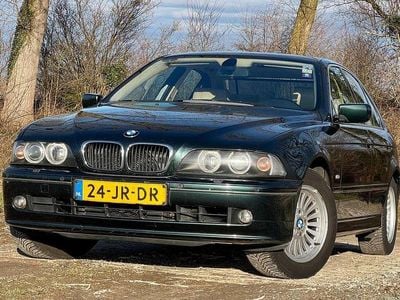 BMW 525