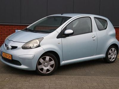 Blauw Gebruikt 2007 Toyota Aygo Hatchback | € 3.000 (Eerlijke prijs)