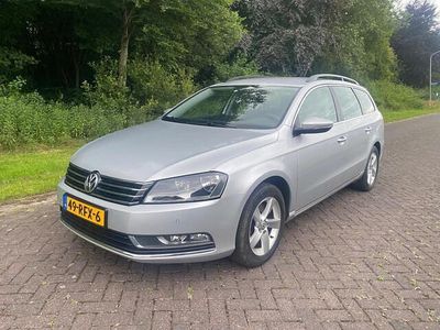 Grijs Gebruikt 2011 VW Passat Comfortline Stationwagen | € 4.699 (Eerlijke prijs)