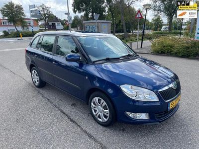 tweedehands Skoda Fabia Combi 1.2 TSI Ambition / automaat / airco / cruise.control / elek.ramen / deurvergrendeling / pdc / nap....