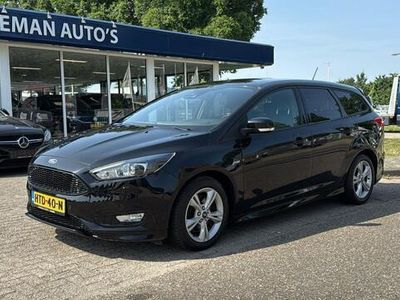 Zwart Occasion 2017 Ford Focus ST-Line Stationwagen | € 15.950