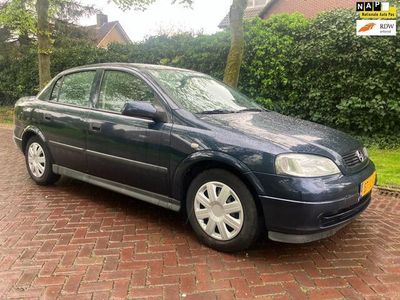 tweedehands Opel Astra 1.6-16V Edition Airco-Clima Trekhaak! ZEER MOOI