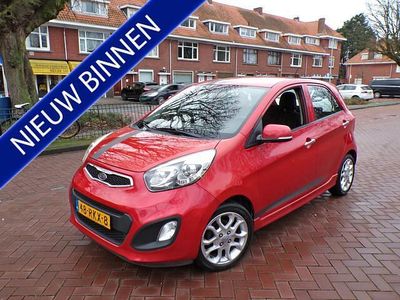 Rood Gebruikt 2011 Kia Picanto Comfort Hatchback | € 2.944 (Eerlijke prijs)