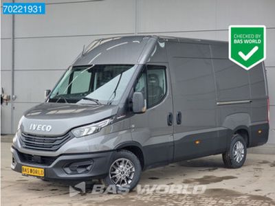 tweedehands Iveco Daily 35S18 3.0L Automaat 2x Schuifdeur Navi ACC LED Camera L2H2 12m3 Airco