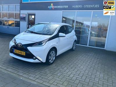 tweedehands Toyota Aygo 1.0 VVT-i x-play