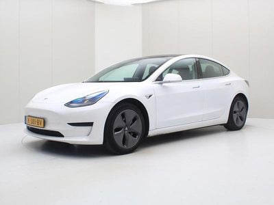 Wit Gebruikt 2020 Tesla Model 3 Standard Range Sedan | € 18.400 (Eerlijke prijs)