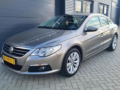 Bruin Occasion 2010 VW Passat Sedan | € 5.500 (Iets duurder)