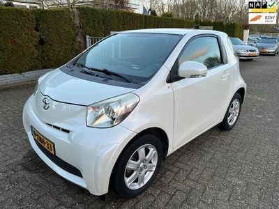 Toyota iQ
