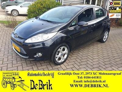 Zwart (metallic) Occasion 2011 Ford Fiesta Titanium Hatchback | € 4.250 (Eerlijke prijs)