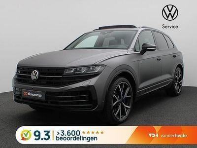 Grijs Occasion 2025 VW Touareg Edition SUV | € 91.900 (Duur)
