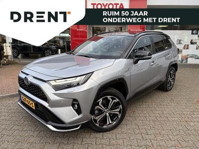 Grijs (metallic) Occasion 2024 Toyota RAV4 Hybrid SUV | € 48.400 (Duur)
