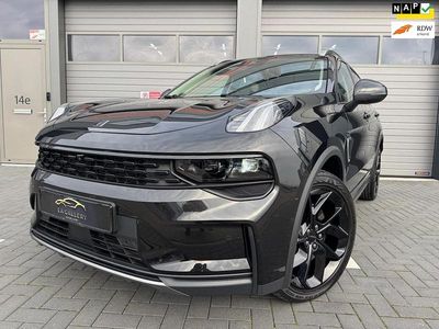 Zwart Gebruikt 2023 Lynk & Co 01 SUV | € 28.450 (Eerlijke prijs)