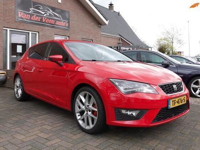 tweedehands Seat Leon X-Perience 1.4 TSI FR. Zeer netjes en goed onderhouden! Nwe APK + D-Riem. O.a navi, cruise, trekhaak. Prijs rijklaar.