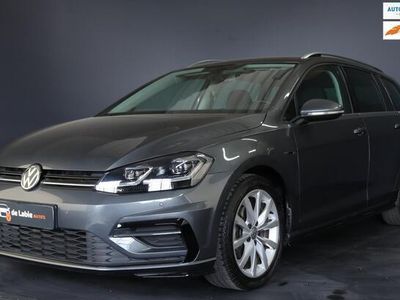 Grijs Gebruikt 2018 VW Golf VII Highline Stationwagen | € 20.950 (Eerlijke prijs)