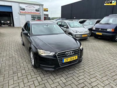 Zwart Occasion 2013 Audi A3 Sportback Ambition Hatchback | € 9.345 (Eerlijke prijs)