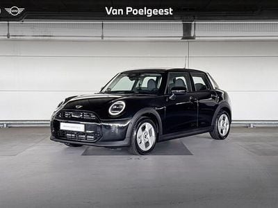 Occasion Mini Cooper Classic 156 PK (114 kW) 2025 Zwart Hatchback