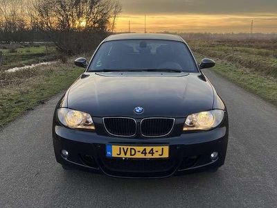 Occasion BMW 118 Sport Line 143 PK (105 kW) 2007 Zwart Hatchback