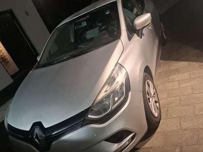 Zilver Occasion 2017 Renault Clio IV Life Hatchback | € 8.000 (Iets duurder)