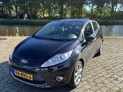 Zwart Occasion 2010 Ford Fiesta Titanium Hatchback | € 3.250 (Eerlijke prijs)